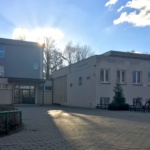 Budynek XIV LO z logo