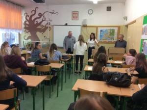 DE8CFC14-D1D5-4436-A30F-933B987D4473