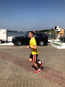 F05864F4-B46F-4076-93AE-6107657BBD2F