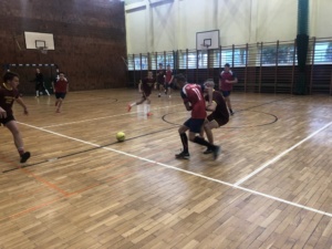 C40B7805-0939-4064-B553-F66F3906F637