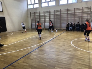 FE1715F9-525D-48F0-9A6C-9AF215AB8CF0