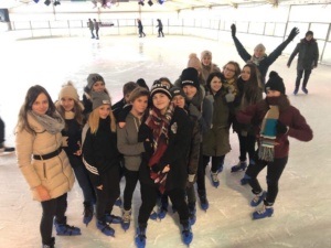 7233007D-205B-41FE-8001-422B7CC98E9F