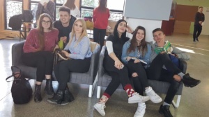 received_337837063553328