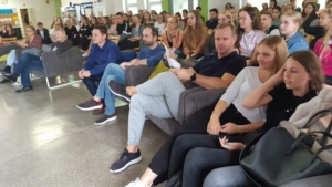 35C79A1E-239F-4312-A09B-CC26C41CC7C4