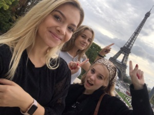 6E53DD62-DE3D-4E23-9F43-D14C37461D9A