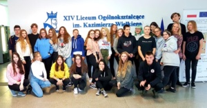 8E341F93-264D-4048-BCC6-98470B4D374F